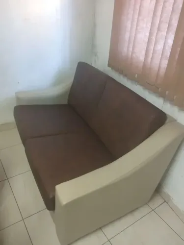Sofá couro legítimo