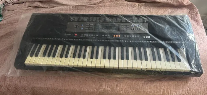 Teclado com teclas sensitivas