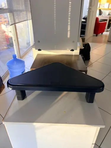 Base de altura para monitor ajustável