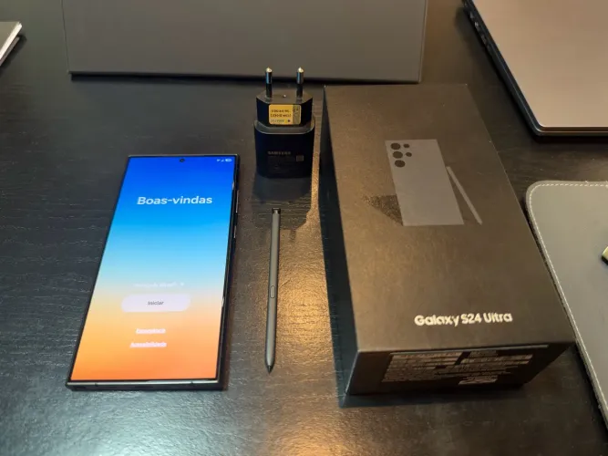 Samsung Galaxy S24 Ultra 512GB ? Impecável, com caixa e acessórios