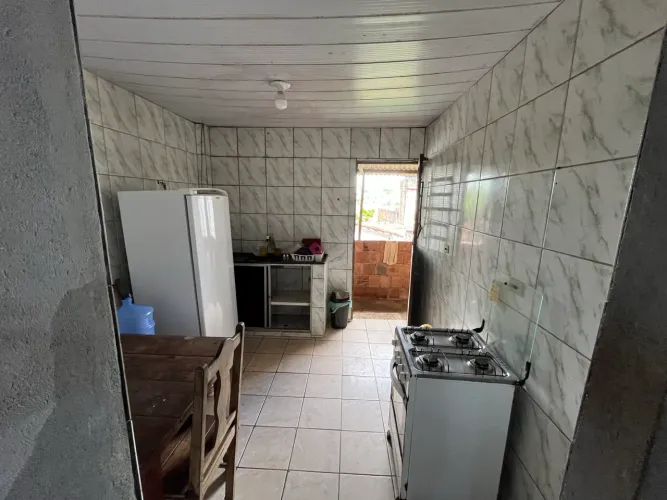 Casa com 3 Quartos (1 Suíte) e Garagem no Bairro Novo Carpina