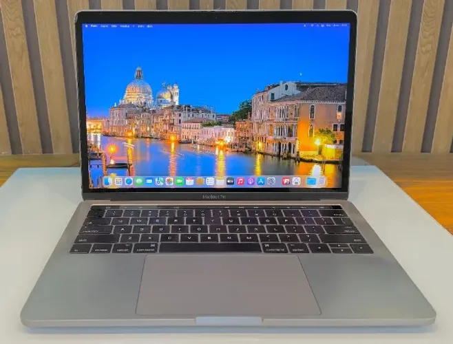 MacBook PRO Touch Bar A1706 I5 2.9 Mem 8gb Ssd 256gb