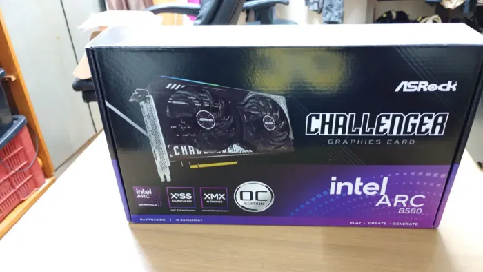 Placa de video Arc B580 Lacrada