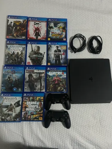 Playstation 4 + 2 controles + 11 jogos