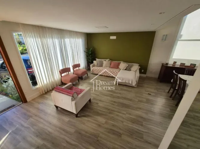 Casa sobrado com 4 quartos a venda no condomínio Piemonte na cidade de Vinhedo - SP