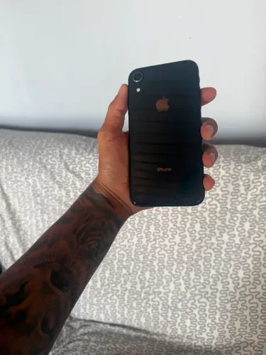 iPhone XR 128GB Todo original