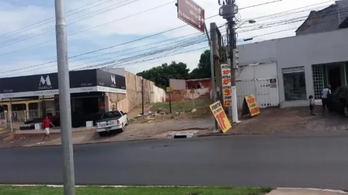 Terreno no bairro Jardim Leblon em Cuiabá - MT