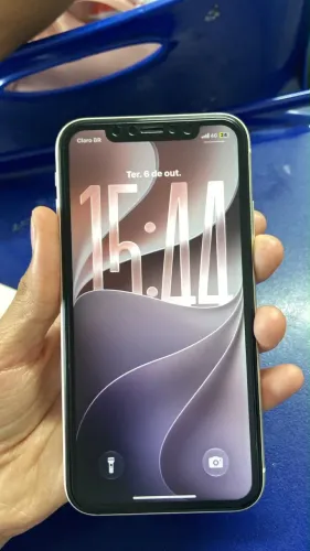 iPhone 11 branco 64G