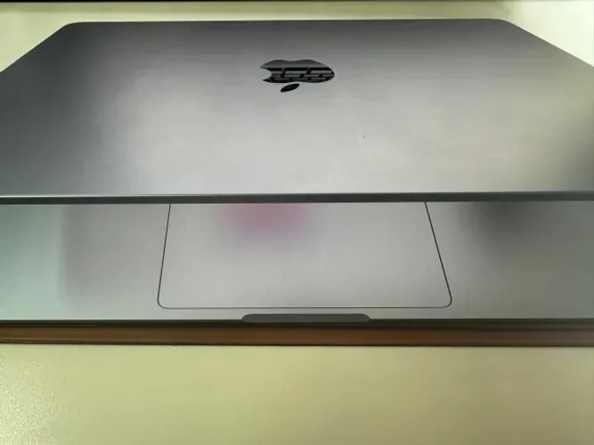 MacBook AIR M2 8gb // 256gb Bem novo!