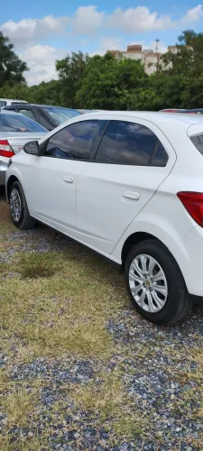 Chevrolet Onix Hatch LT 1.4 8V Flex Power Mec. 4P 2015