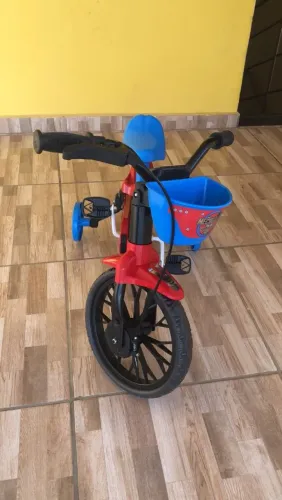Bicicleta infantil nova