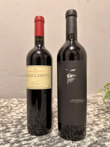 Vinho Angelica Zapata + Alma Negra