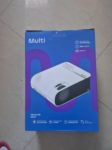 Projetor Multilaser PJ005 Full HD 3800 lumens smart screen