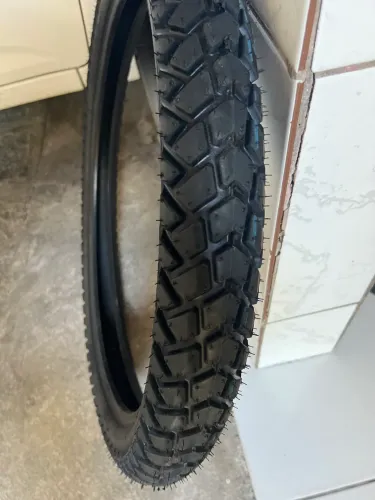 Pneu vipal original dianteiro tornado, lander, xre 300, Sahara