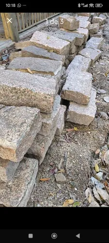 Pedras folhetas de granito