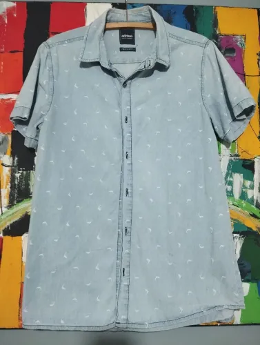 Camisa masculina jeans Tam.M