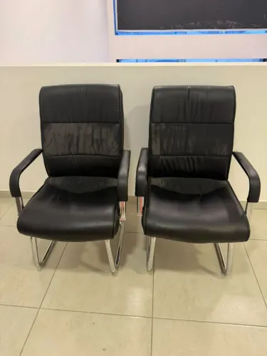 Conjunto de Poltronas executivas usadas - escritório