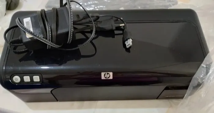Impressora HP Deskjet D2460. Excelente Estado!