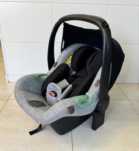 Bebê conforto ABC Design