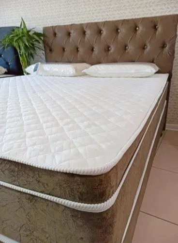 Colchão King Molas Ensacadas com Sistema de massagem Tam 2.03 por 1.93