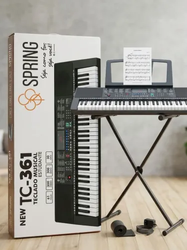 Vendo teclado pouco usado + o suporte por 450 aceito cartão