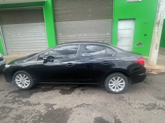Honda Civic Sedan LXR 2.0 Flexone 16V Aut. 4P 2014