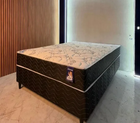 Cama box