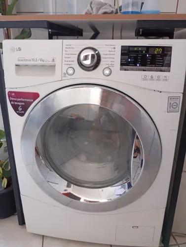 Leia a descrição ? Lava e seca LG 10kg/6kg ? leia a descrição