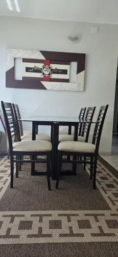 Mesa de jantar 6 cadeiras