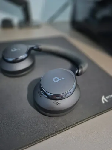 Anker Soundcore Space One Fone de Ouvido Headphone Bluetooth