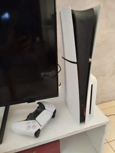 Ps5 novo 5 dias de uso . 1TB mídia física e digital