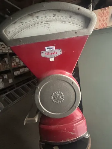 Balança antiga filizola 15 kg em ótimo estado 