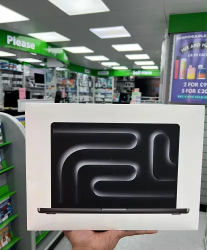 MacBook Pro M3 8GB/ 1TB