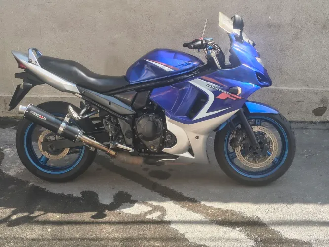 GSX 650f 2013 azul troco por menor cilindrada