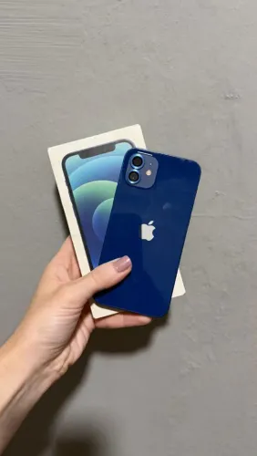 iPhone 12 64 GB AZ