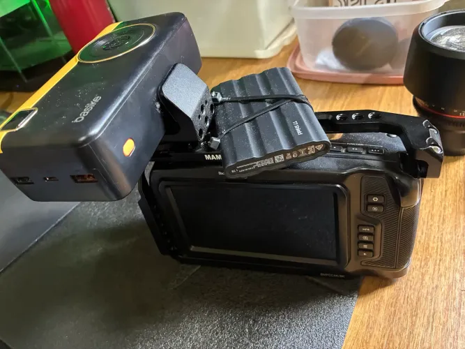 Bmpcc4k + lentes, cage, ssd 1tb, power bank e baterias