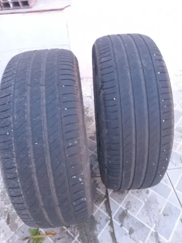 Pneu 225/55/R18