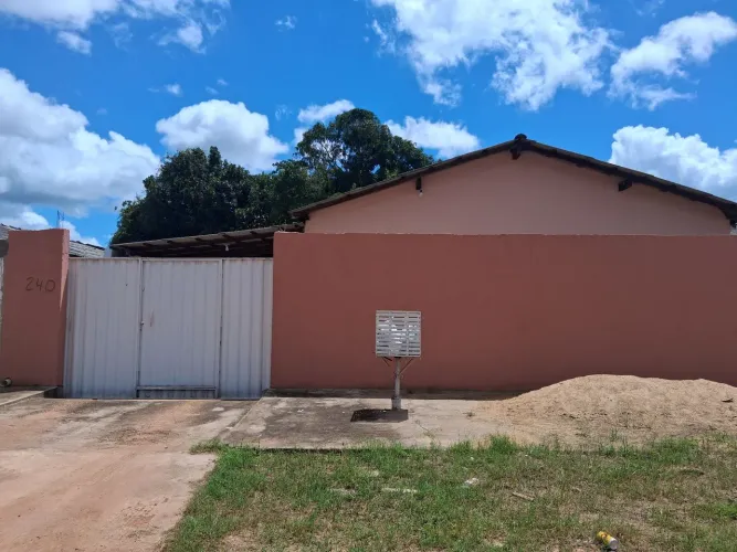 Alugo casa no caranã