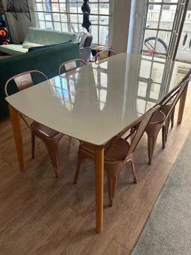 Mesa de Jantar - Vidro Off White com Borda Madeira