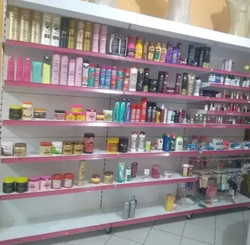 VENDE-SE GONDOLAS