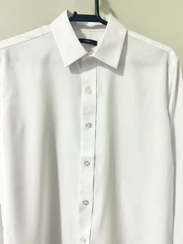 Camisa Social Branca M 70$