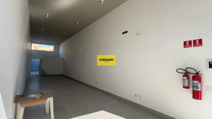 Salão Comercial para Alugar 85 m² Taboão Diadema - 1 vaga