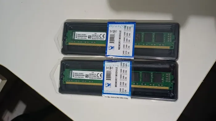 Memória RAM 8GB DDR3 1600MHZ