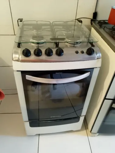 Fogão Electrolux funcionando perfeitamente
