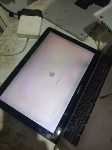 Placa Mãe Macbook Pro //