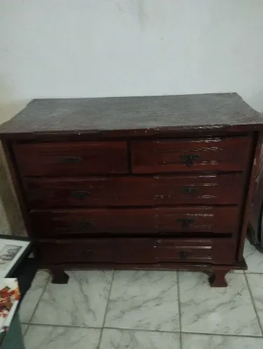 Cômoda em madeira 