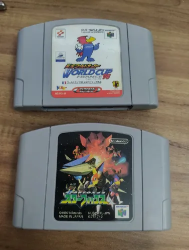 2 jogos N64 Star Fox e World Cup France 98 japonês