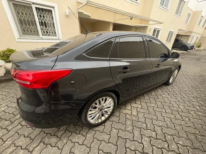 Ford Focus Fastback Se/se Plus 2.0 Flex Aut. 2017