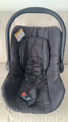 Cadeirinha infantil 