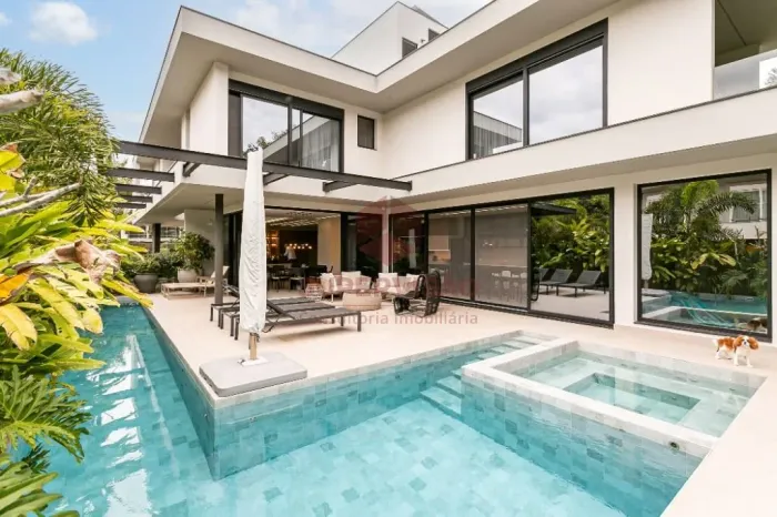 Casa com 4 suítes à venda, 570 m² - Jurere Leste - Florianópolis/SC